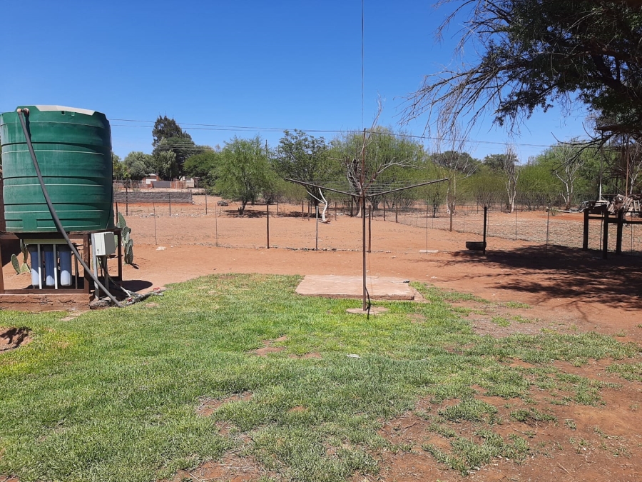 To Let 4 Bedroom Property for Rent in Dibeng Northern Cape
